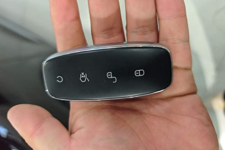 Used Denza D9 2024 PIONEER Four-Seat Pioneer Edition Vehicle Key