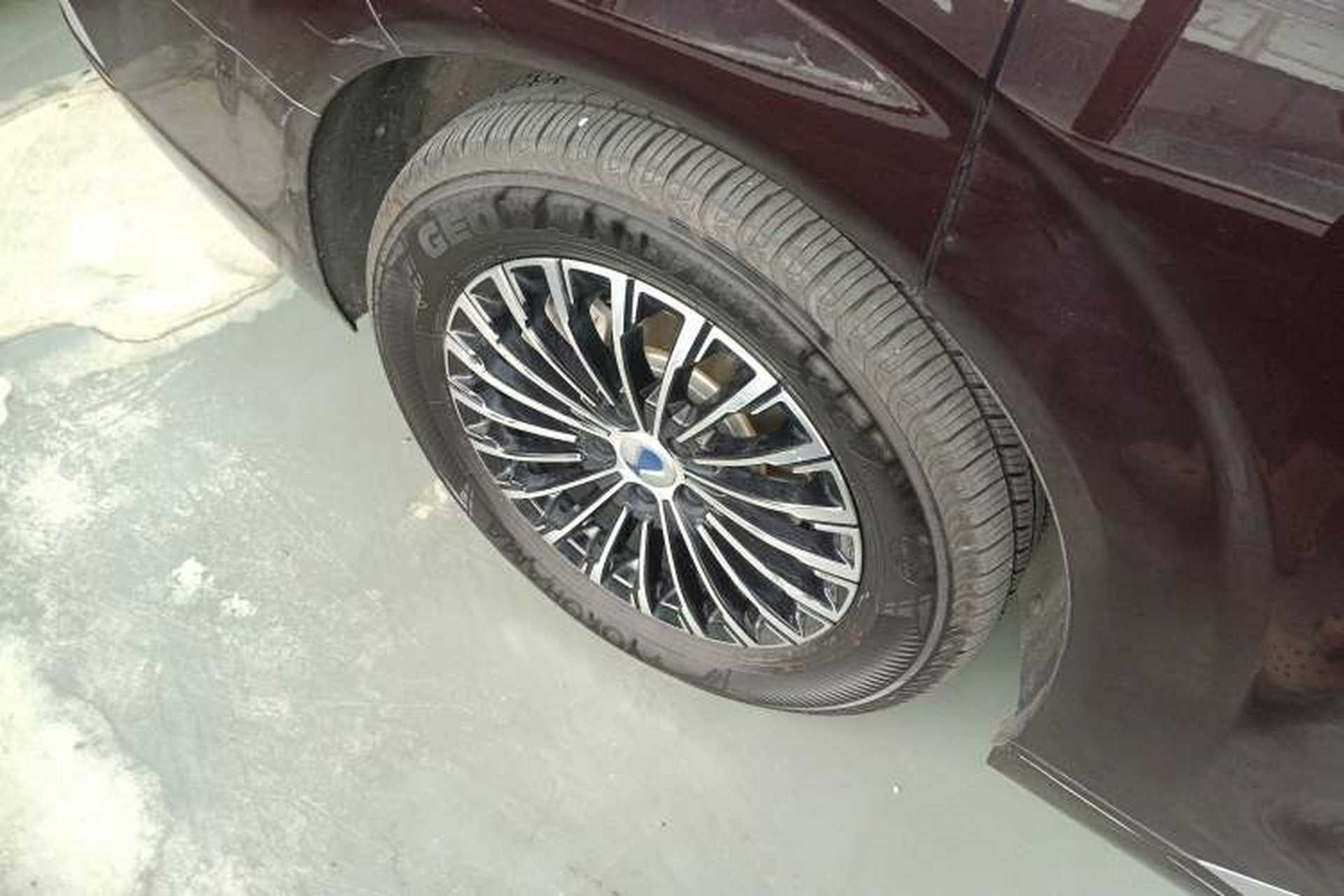 Used Denza D9 2024 EV 600 Four-Wheel Drive Prestige Model Exterior 5