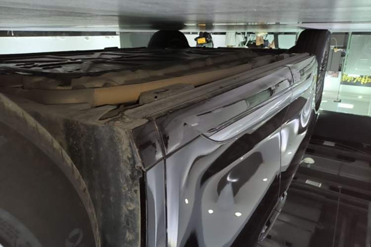 Used Denza D9 2024 PIONEER Four-Seat Pioneer Edition Right Side Sill