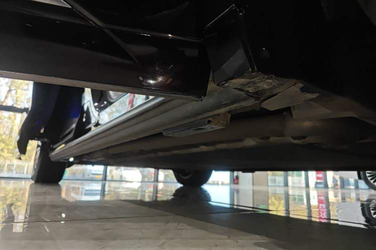 Used Denza D9 2024 PIONEER Four-Seat Pioneer Edition Right Side Sill