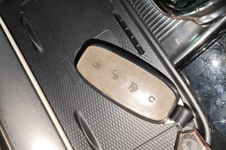 Used Denza D9 2024 PIONEER Four-Seat Pioneer Edition Vehicle Key
