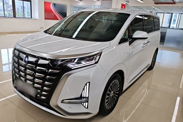 Used Denza D9 2024 DM-i 1050 Luxury Model