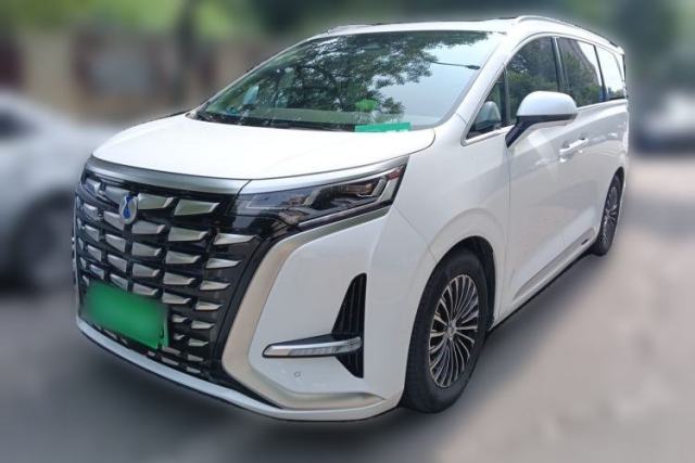 Used Denza D9 2024 DM-i 1050 Luxury Model