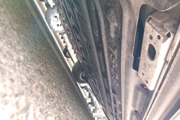 Used Denza D9 2024 DM-i 1050 Luxury Model Chassis Front Left