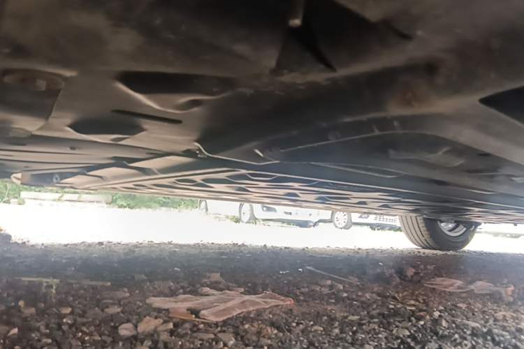 Used Denza D9 2024 DM-i 1050 Luxury Model Chassis Front Left
