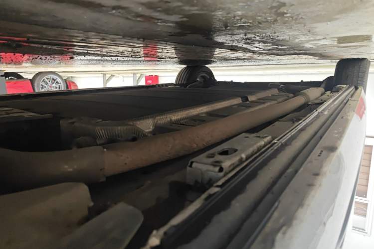 Used Denza D9 2024 DM-i 970 Luxury Model Chassis Front Right