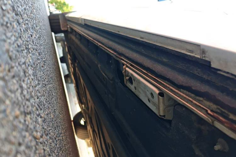 Used Denza D9 2024 DM-i 1050 Luxury Model Chassis Rear Left