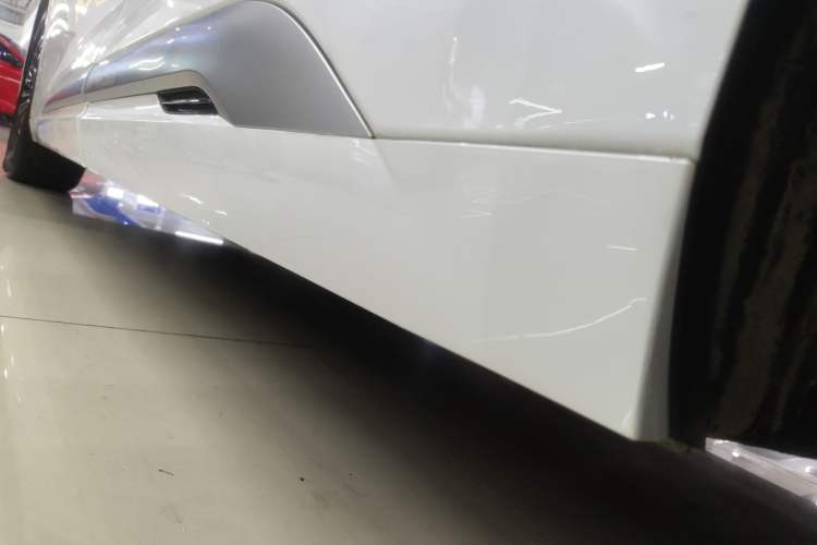 Used Denza D9 2024 DM-i 970 Luxury Model Chassis Rear Left