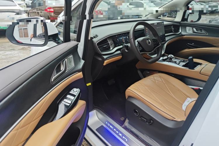 Used Denza D9 2024 DM-i 970 Luxury Model Driver Seat