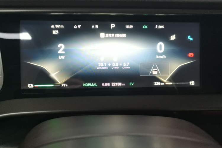 Used Denza D9 2024 DM-i 980 Four-Wheel Drive Prestige Model Instrument Cluster