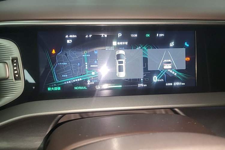 Used Denza D9 2024 EV 600 Four-Wheel Drive Prestige Model Instrument Cluster