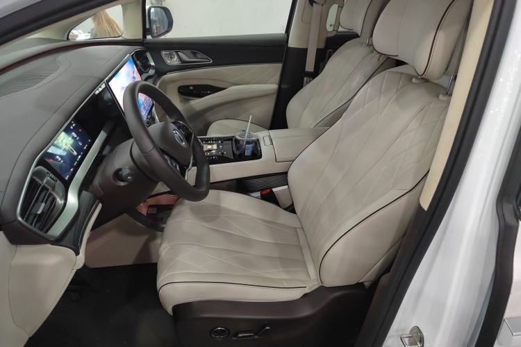 Used Denza D9 2024 DM-i 980 Four-Wheel Drive Flagship Model Left Front Seat
