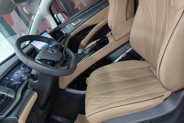 Used Denza D9 2024 DM-i 970 Luxury Model Left Front Seat