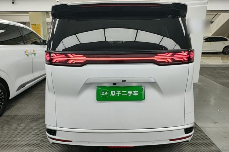 Used Denza D9 2024 DM-i 1050 Luxury Model Rear