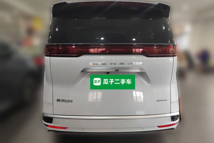 Used Denza D9 2024 DM-i 980 Four-Wheel Drive Flagship Model Rear