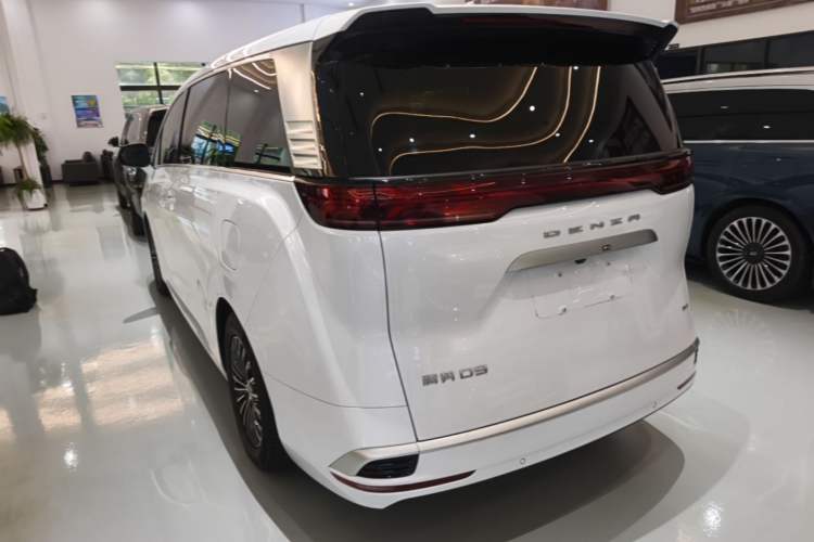 Used Denza D9 2024 DM-i 1050 Luxury Model Rear Left 45 Deg
