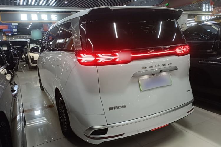 Used Denza D9 2024 DM-i 980 Four-Wheel Drive Prestige Model Rear Left 45 Deg