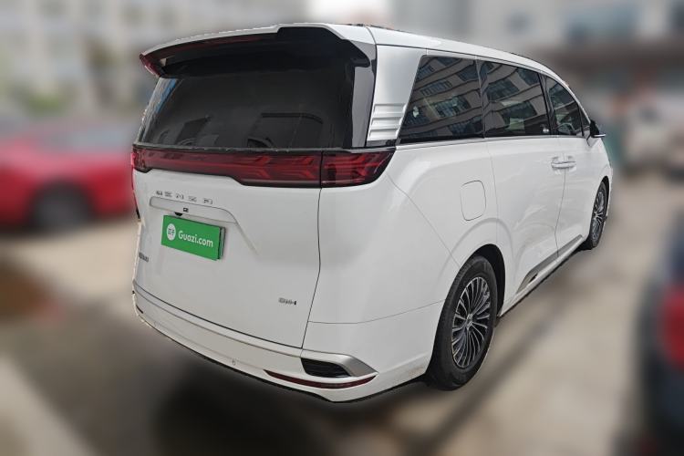 Used Denza D9 2024 DM-i 970 Luxury Model Rear Right 45 Deg