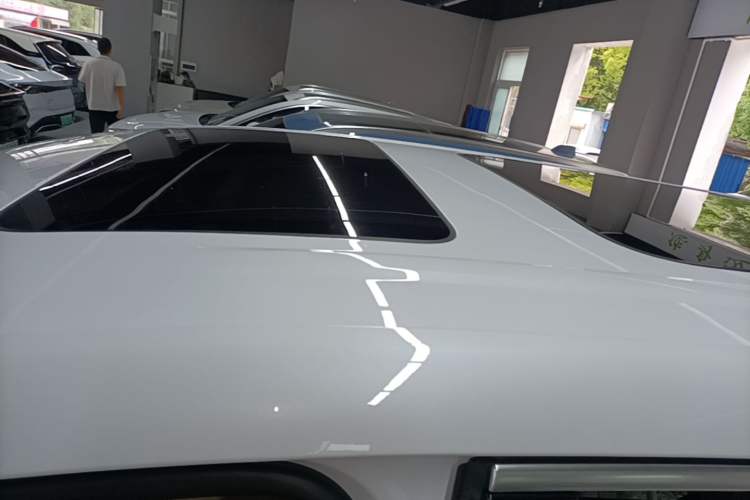 Used Denza D9 2024 DM-i 980 Four-Wheel Drive Prestige Model Roof