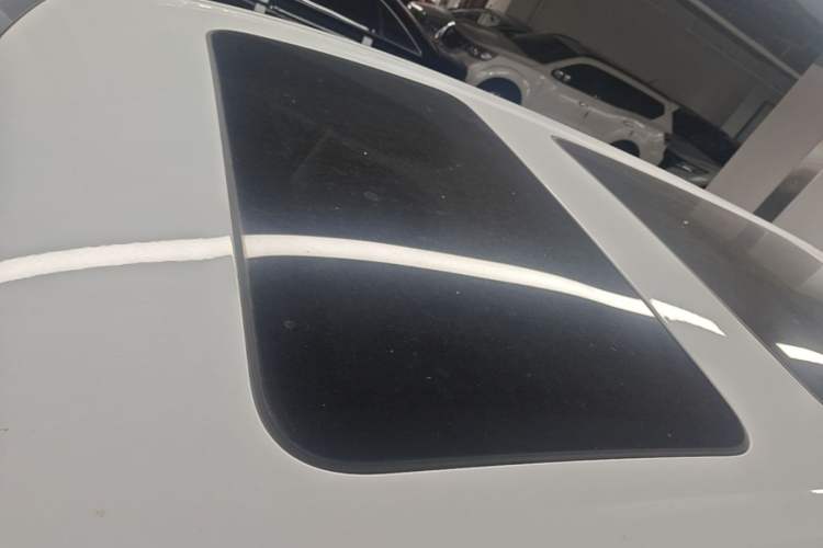 Used Denza D9 2024 DM-i 1050 Luxury Model Roof