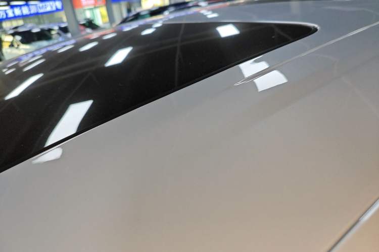 Used Denza D9 2024 DM-i 1050 Luxury Model Roof