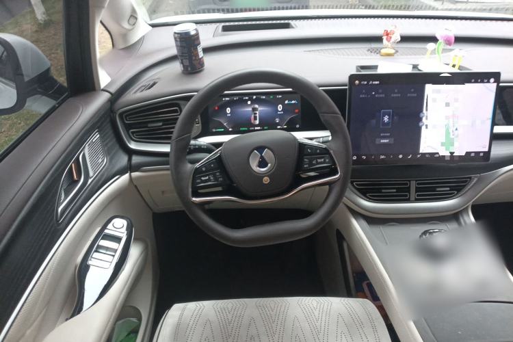 Used Denza D9 2024 DM-i 980 Four-Wheel Drive Flagship Model Steering Wheel