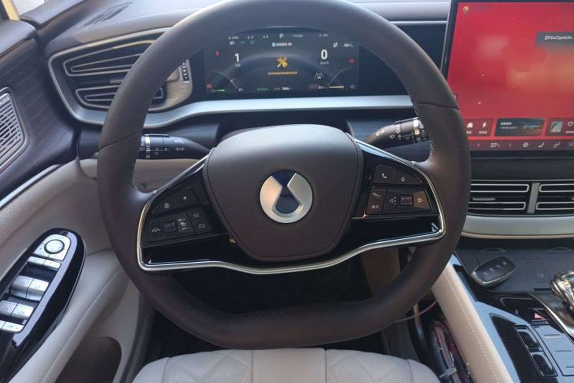 Used Denza D9 2024 DM-i 980 Four-Wheel Drive Flagship Model Steering Wheel