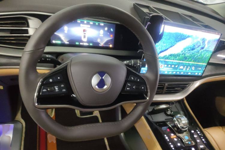 Used Denza D9 2024 DM-i 970 Luxury Model Steering Wheel