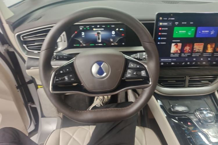 Used Denza D9 2024 DM-i 1050 Luxury Model Steering Wheel