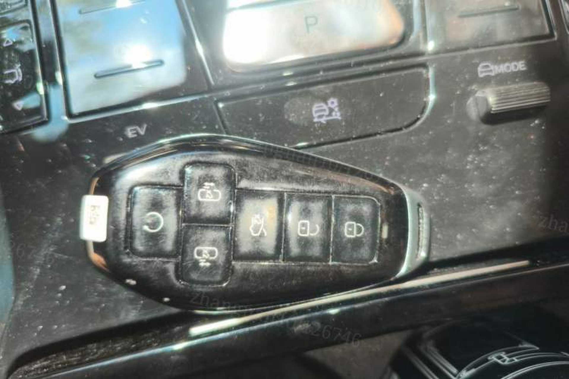 Used Denza D9 2024 DM-i 1050 Luxury Model Vehicle Key