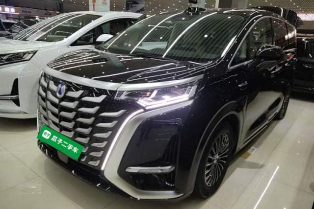 Used Denza D9 2025 DM-i Intelligent Drive 1020 Four-Wheel Drive Flagship Model