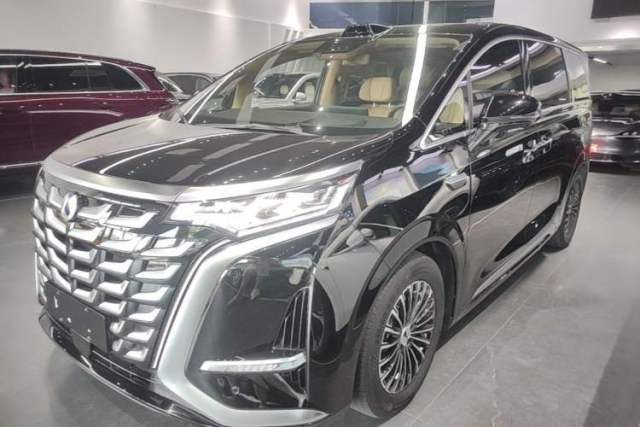 Used Denza D9 2025 DM-i Intelligent Drive 1020 Four-Wheel Drive Prestige Model