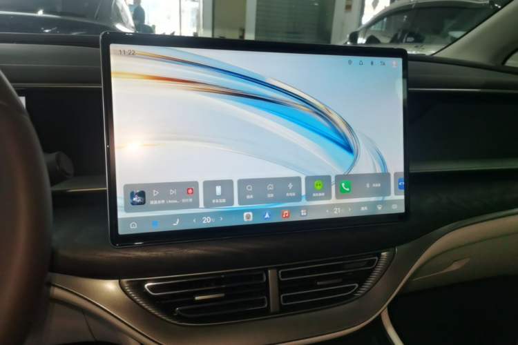 Used Denza D9 2025 DM-i Smart Drive 1020 Four-Wheel Drive Deluxe Model Audio And AC Panel