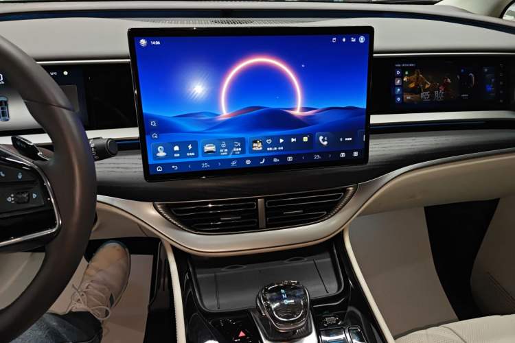 Used Denza D9 2025 DM-i Intelligent Drive 1020 Four-Wheel Drive Flagship Model Audio And AC Panel