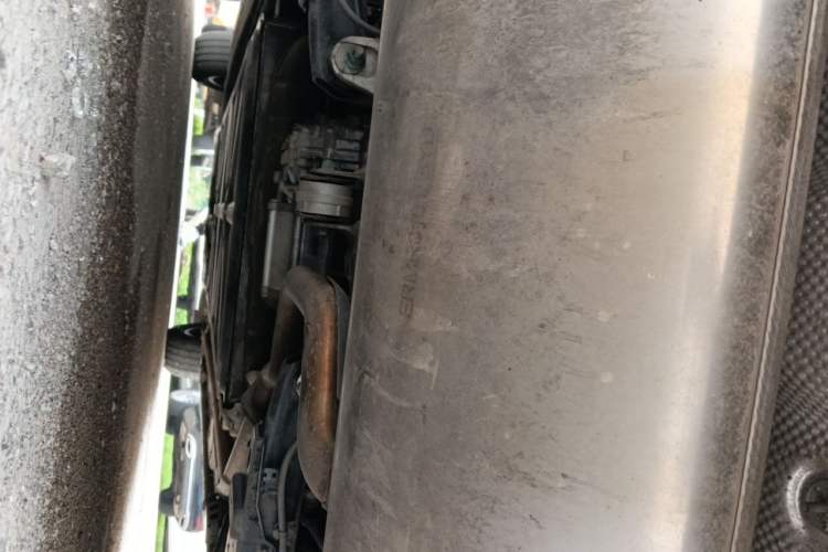 Used Denza D9 2025 DM-i Smart Drive 1020 Four-Wheel Drive Deluxe Model Chassis Rear