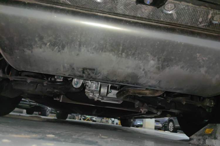 Used Denza D9 2025 Model DM-i Four-Wheel Drive Prestige Edition Chassis Rear