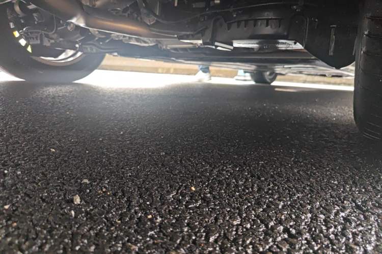 Used Denza D9 2025 DM-i Intelligent Drive 1020 Four-Wheel Drive Prestige Model Chassis Rear Right