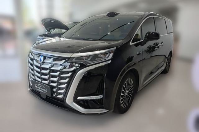 Used Denza D9 2025 DM-i Intelligent Drive 1020 Four-Wheel Drive Flagship Model