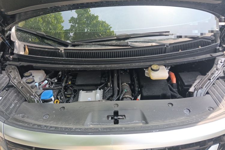Used Denza D9 2025 Model DM-i Four-Wheel Drive Prestige Edition Engine Bay