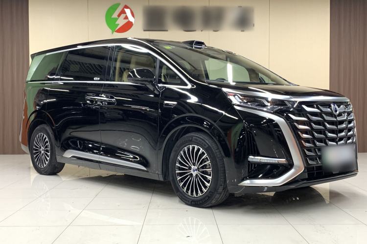 Used Denza D9 2025 DM-i Intelligent Drive 1020 Four-Wheel Drive Flagship Model Exterior 2