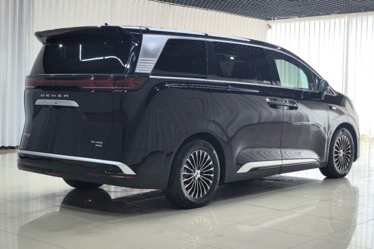 Used Denza D9 2025 EV Intelligent Driving Edition 600 Four-Wheel Drive Flagship Model Exterior 4