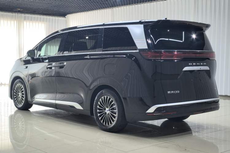 Used Denza D9 2025 EV Intelligent Driving Edition 600 Four-Wheel Drive Flagship Model Exterior 6