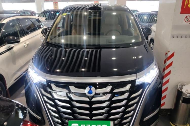 Used Denza D9 2025 DM-i Intelligent Drive 1020 Four-Wheel Drive Prestige Model Front