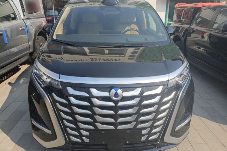 Used Denza D9 2025 DM-i Intelligent Drive 1020 Four-Wheel Drive Flagship Model Front