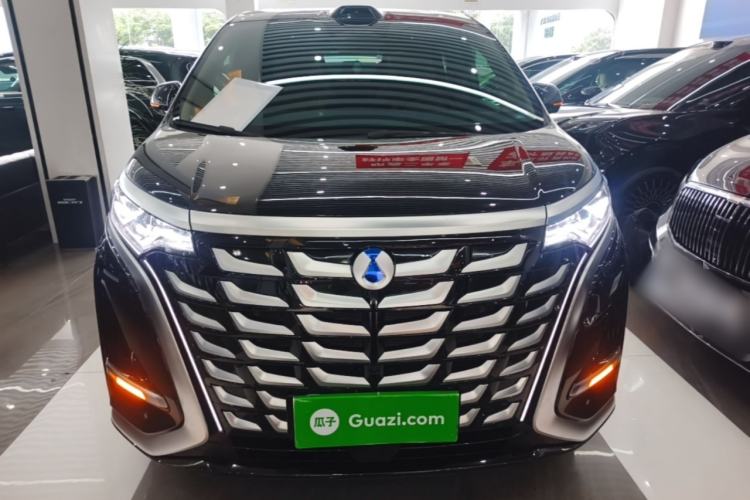 Used Denza D9 2025 DM-i Intelligent Drive 1020 Four-Wheel Drive Prestige Model Front