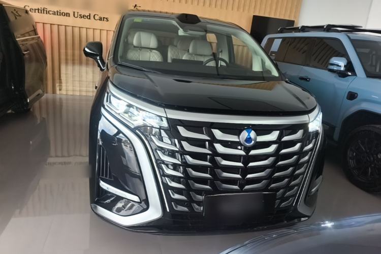 Used Denza D9 2025 DM-i Intelligent Drive 1020 Four-Wheel Drive Flagship Model Front