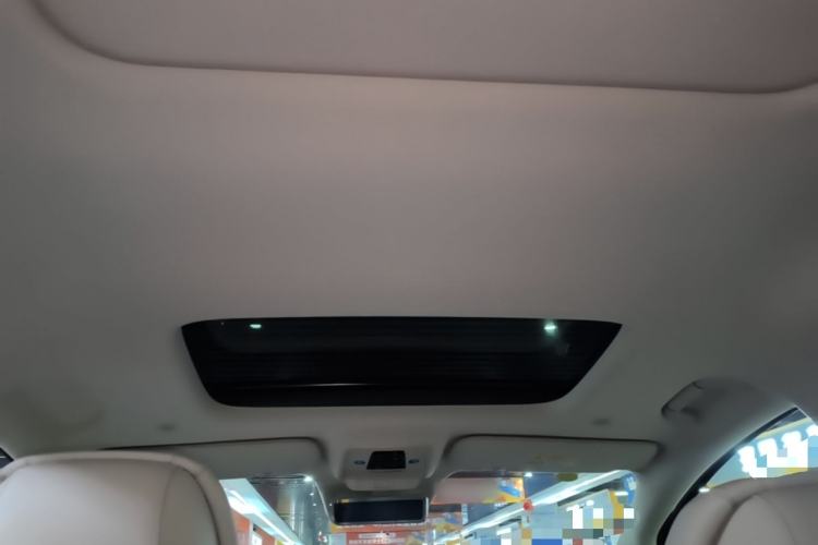 Used Denza D9 2025 DM-i Intelligent Drive 1020 Four-Wheel Drive Flagship Model Headliner