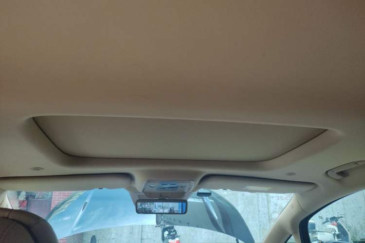 Used Denza D9 2025 DM-i Intelligent Drive 1020 Four-Wheel Drive Flagship Model Headliner