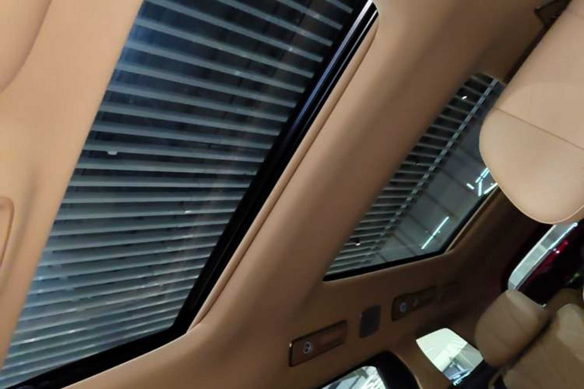 Used Denza D9 2025 DM-i Intelligent Drive 1020 Four-Wheel Drive Prestige Model Headliner