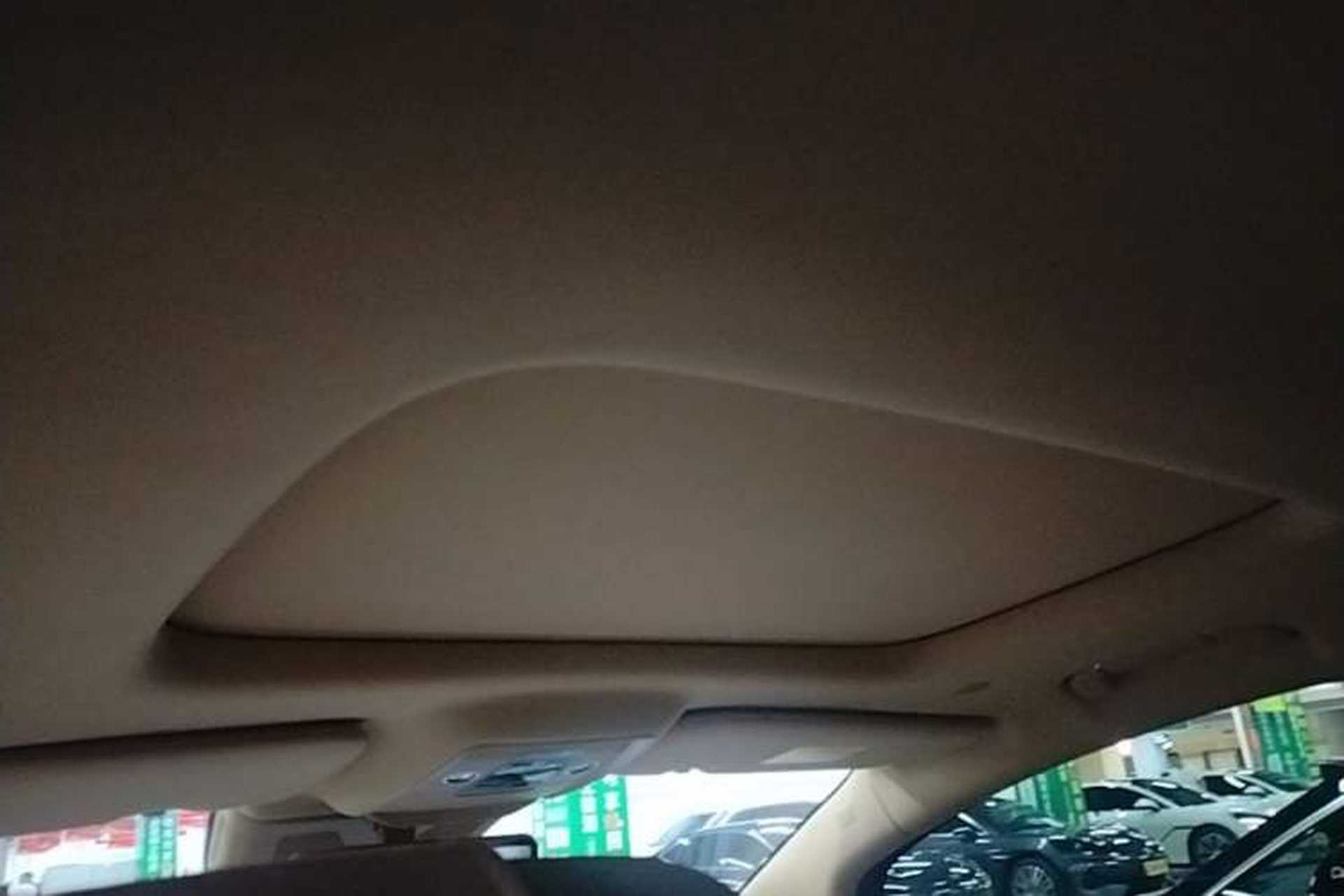 Used Denza D9 2025 DM-i Intelligent Drive 1020 Four-Wheel Drive Prestige Model Headliner